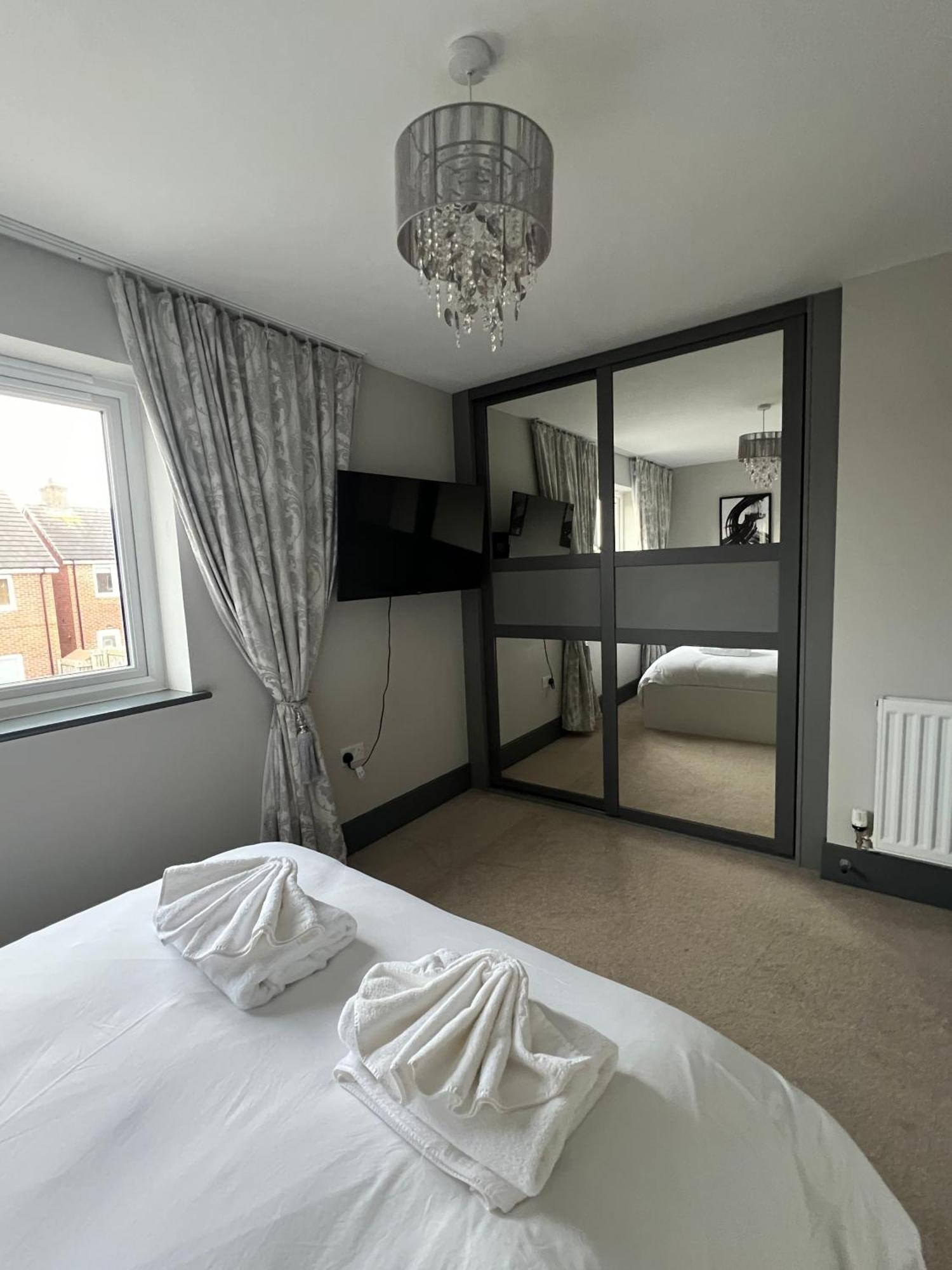 Luxury Durham Home In Dh1, Free Parking, No Fees 외부 사진
