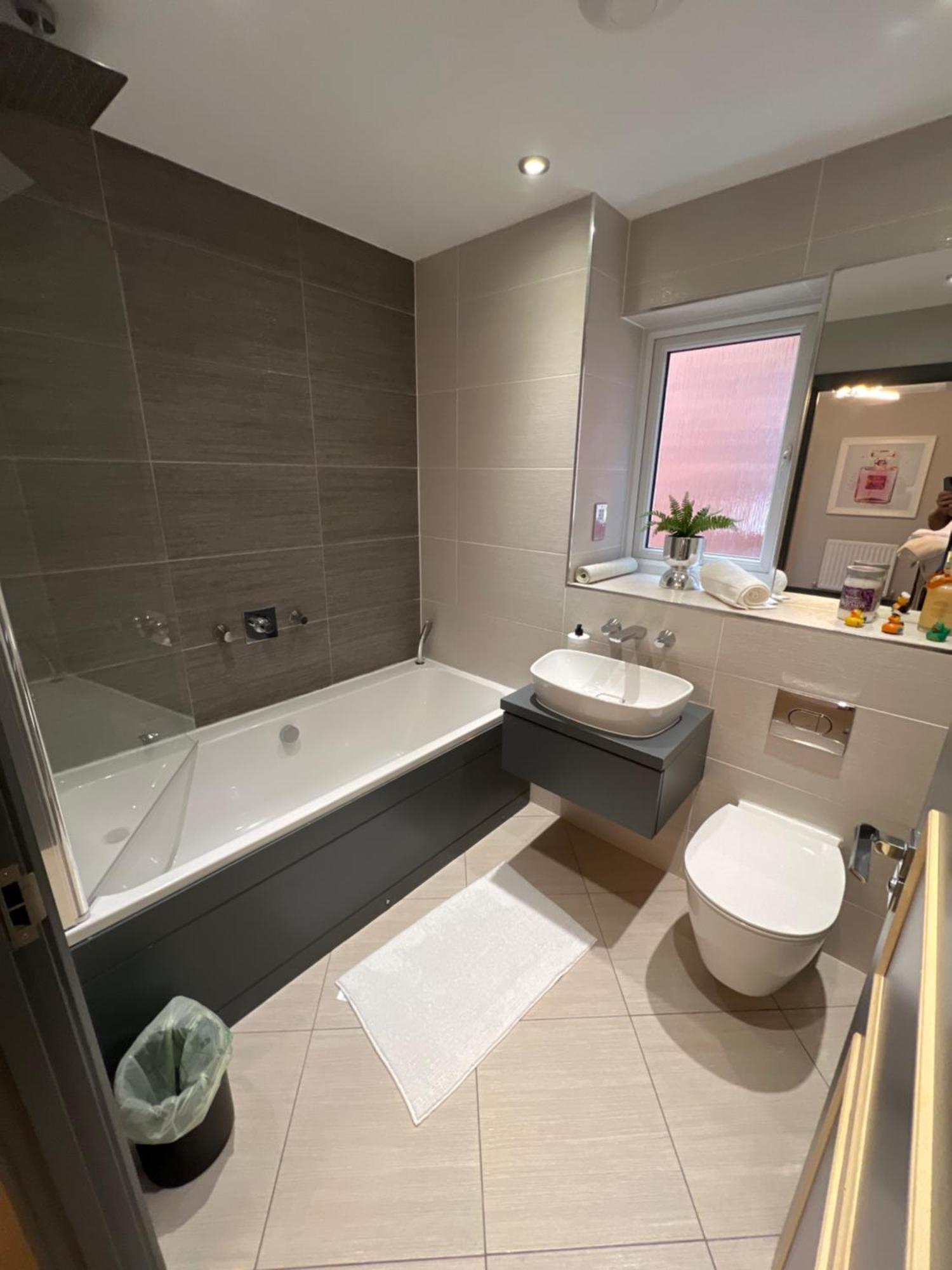 Luxury Durham Home In Dh1, Free Parking, No Fees 외부 사진